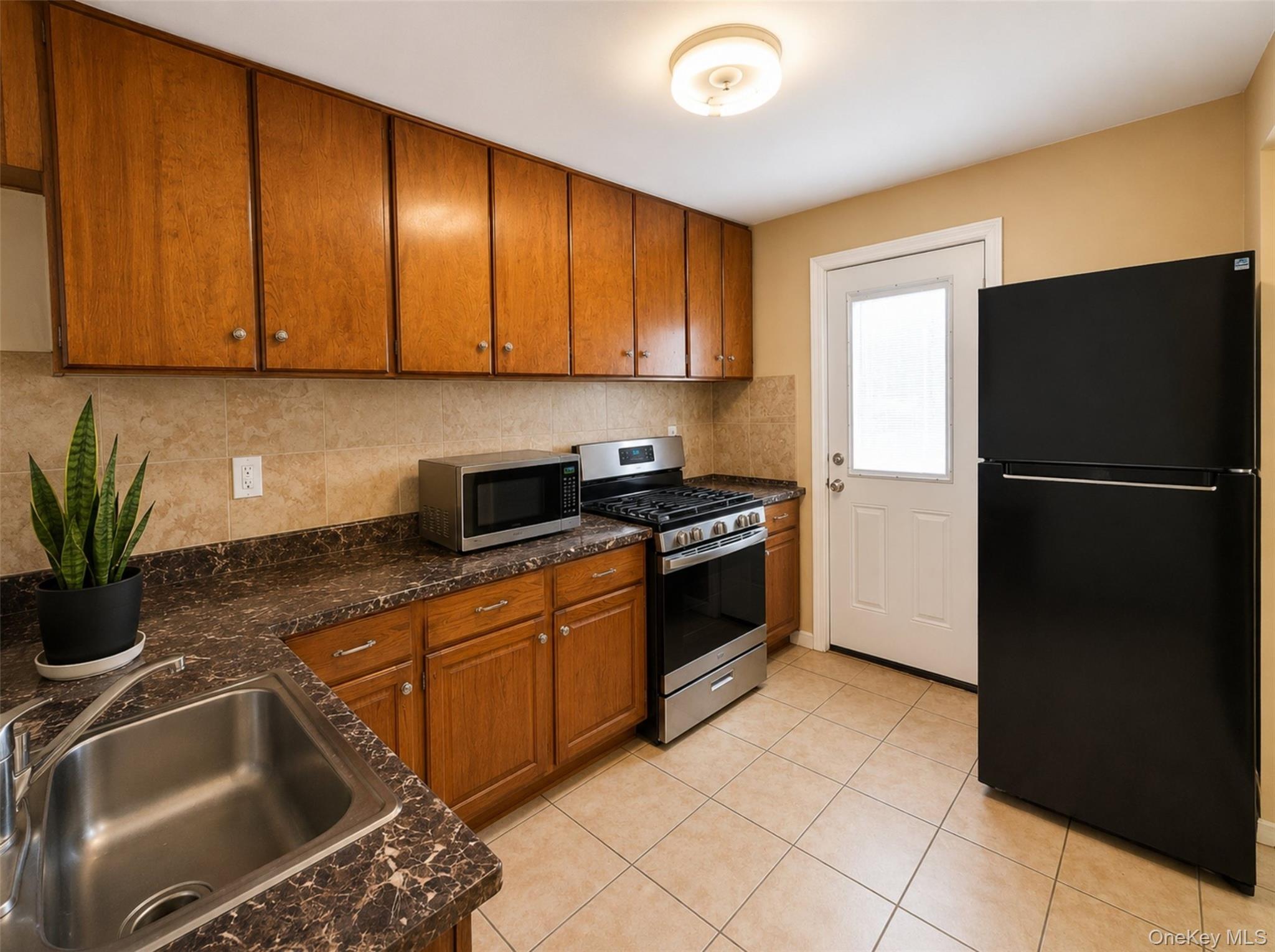 138-60 234th Street Property Photo 20
