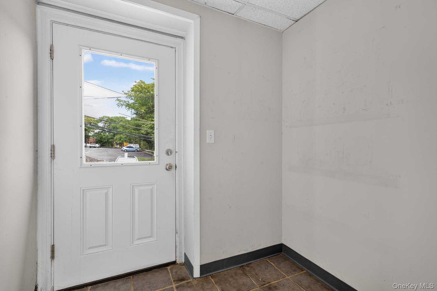 182 Fairchild Avenue Property Photo 4