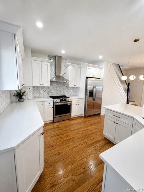 214 E 38th Street Property Photo 10