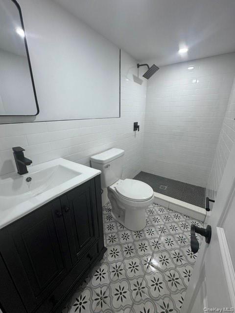 214 E 38th Street Property Photo 24