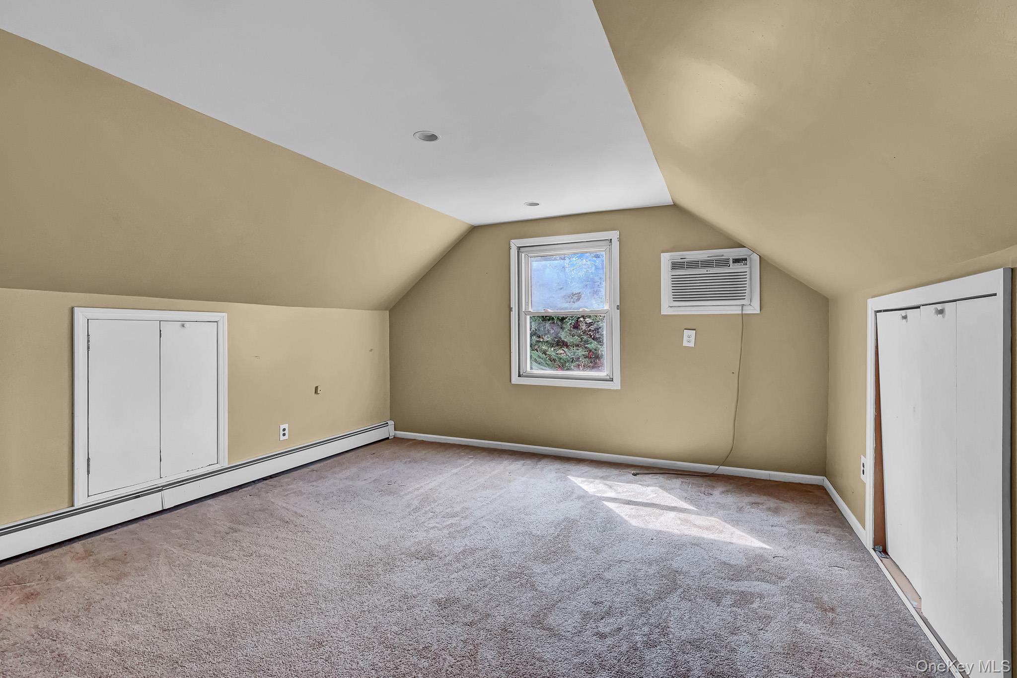 948 Simon Place Property Photo 27