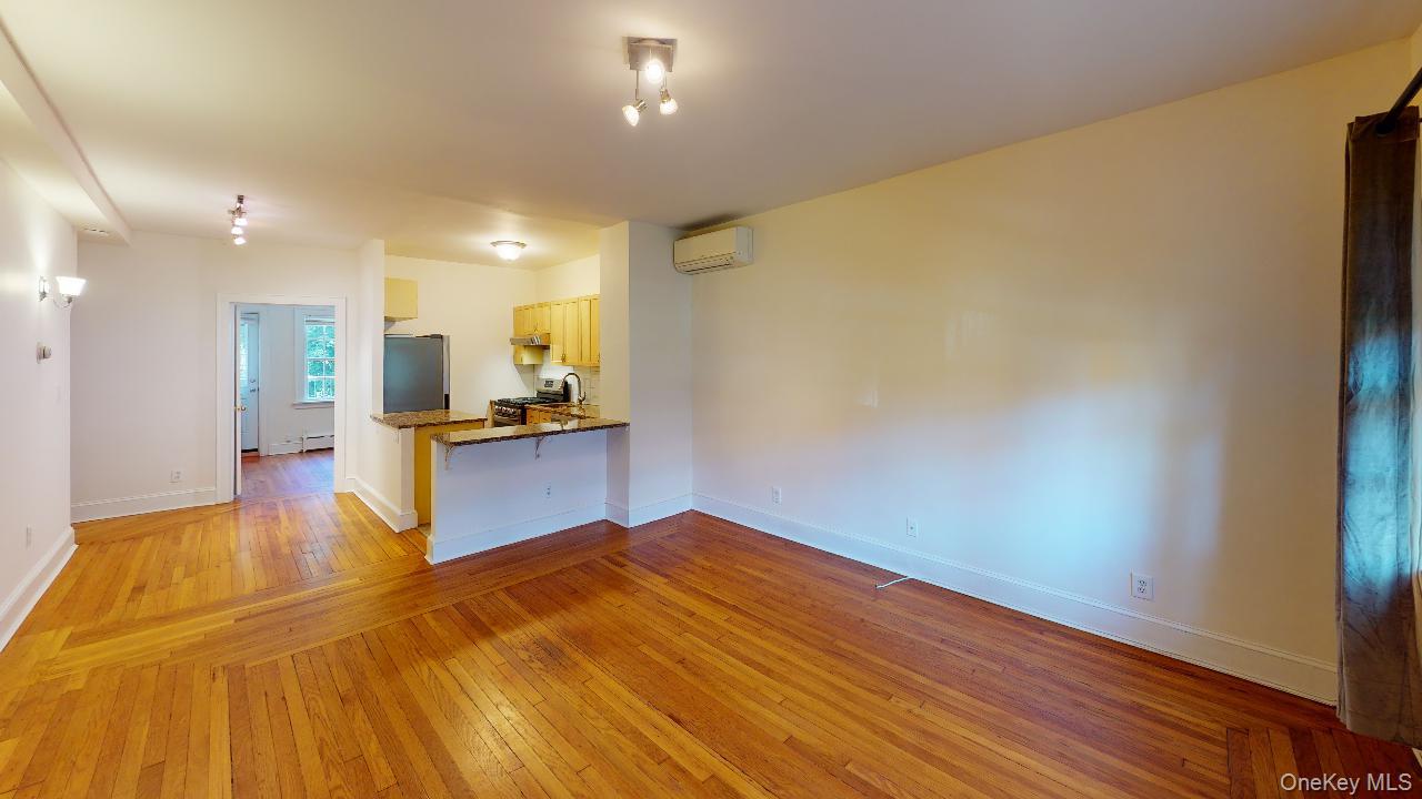 382 Burns Street 1 Property Photo 2