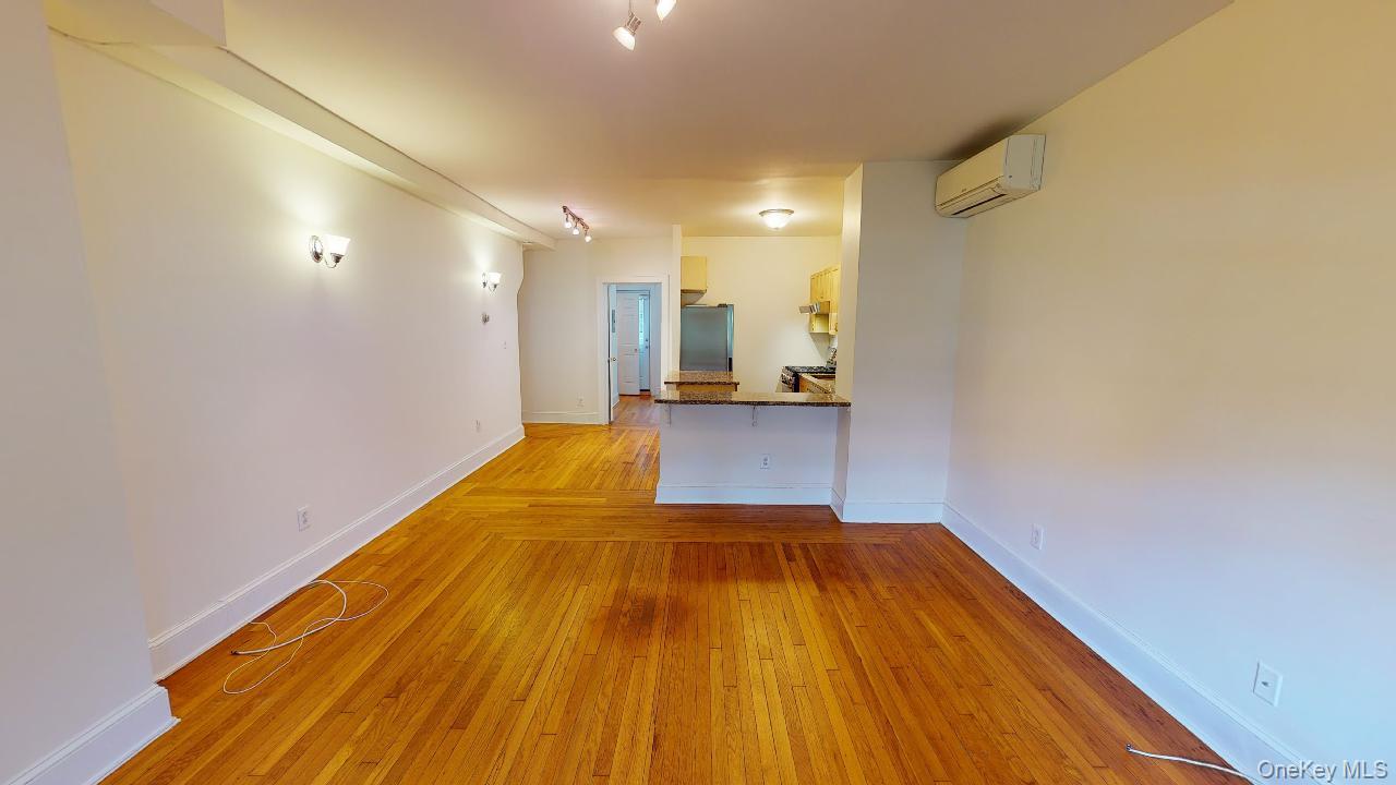 382 Burns Street 1 Property Photo 3