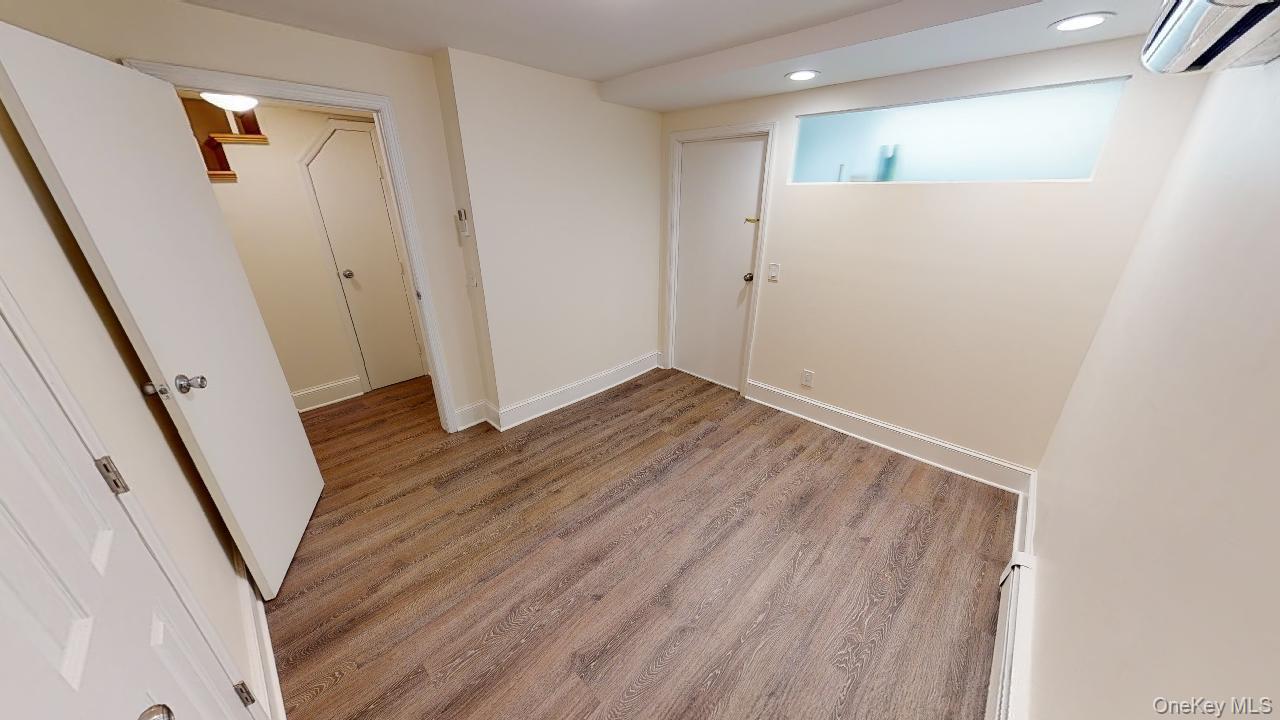382 Burns Street 1 Property Photo 23