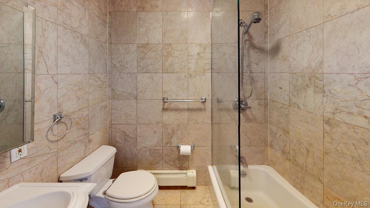 382 Burns Street 1 Property Photo 25
