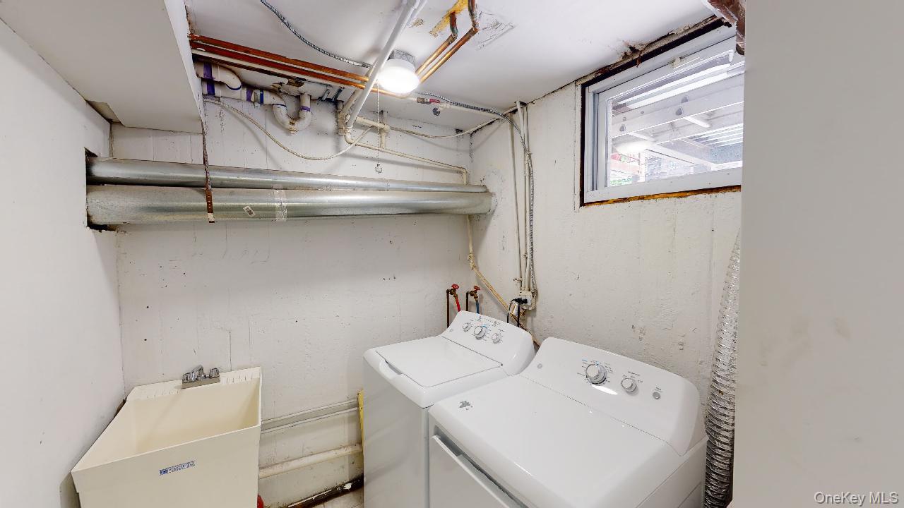 382 Burns Street 1 Property Photo 29