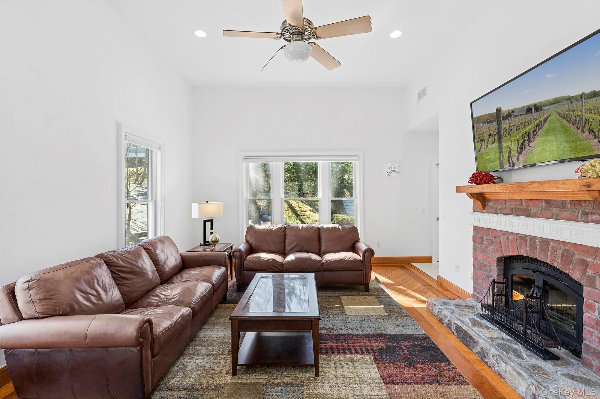 4 Bayview Avenue Property Photo 11