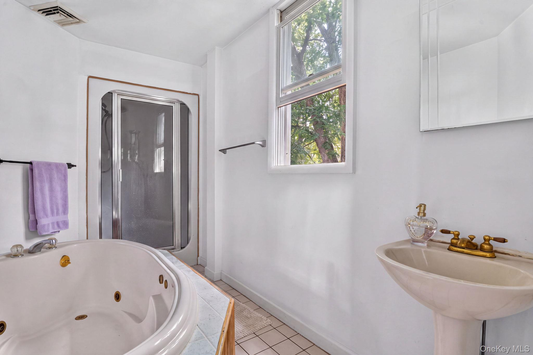 11 S White Street Property Photo 7