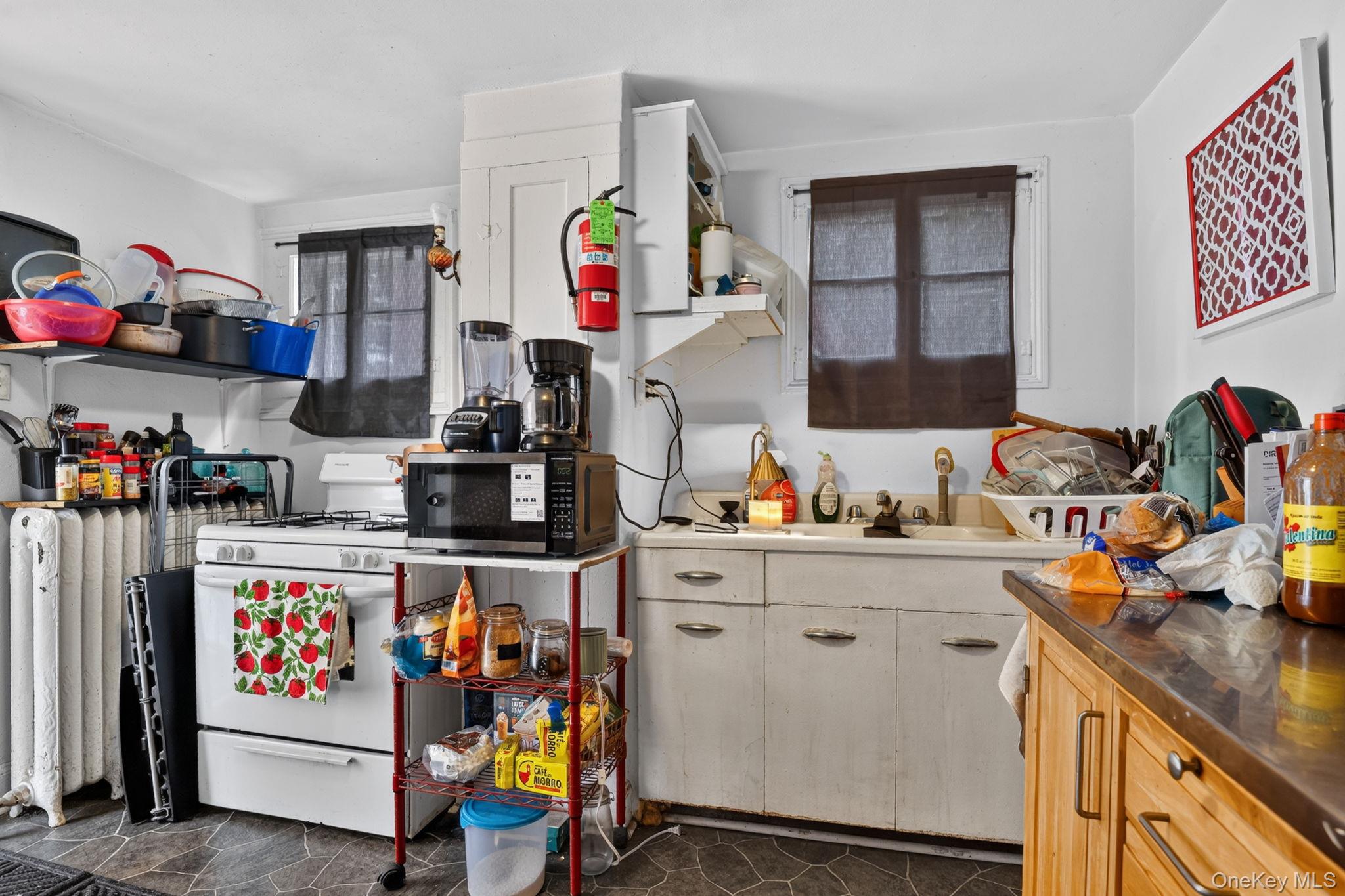 11 S White Street Property Photo 18