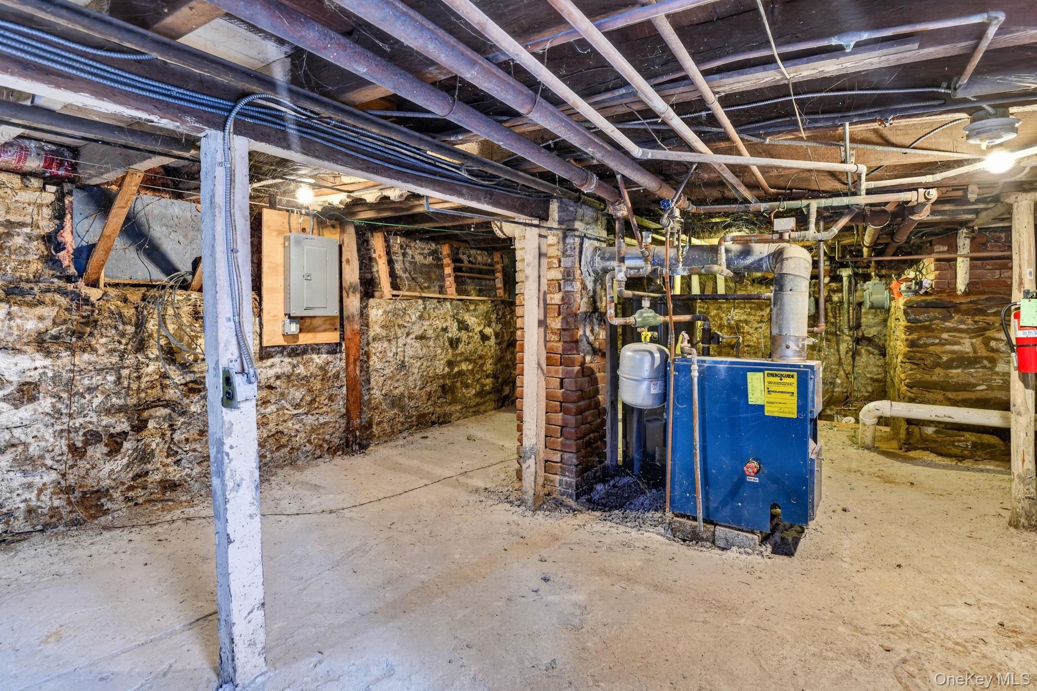 11 S White Street Property Photo 24