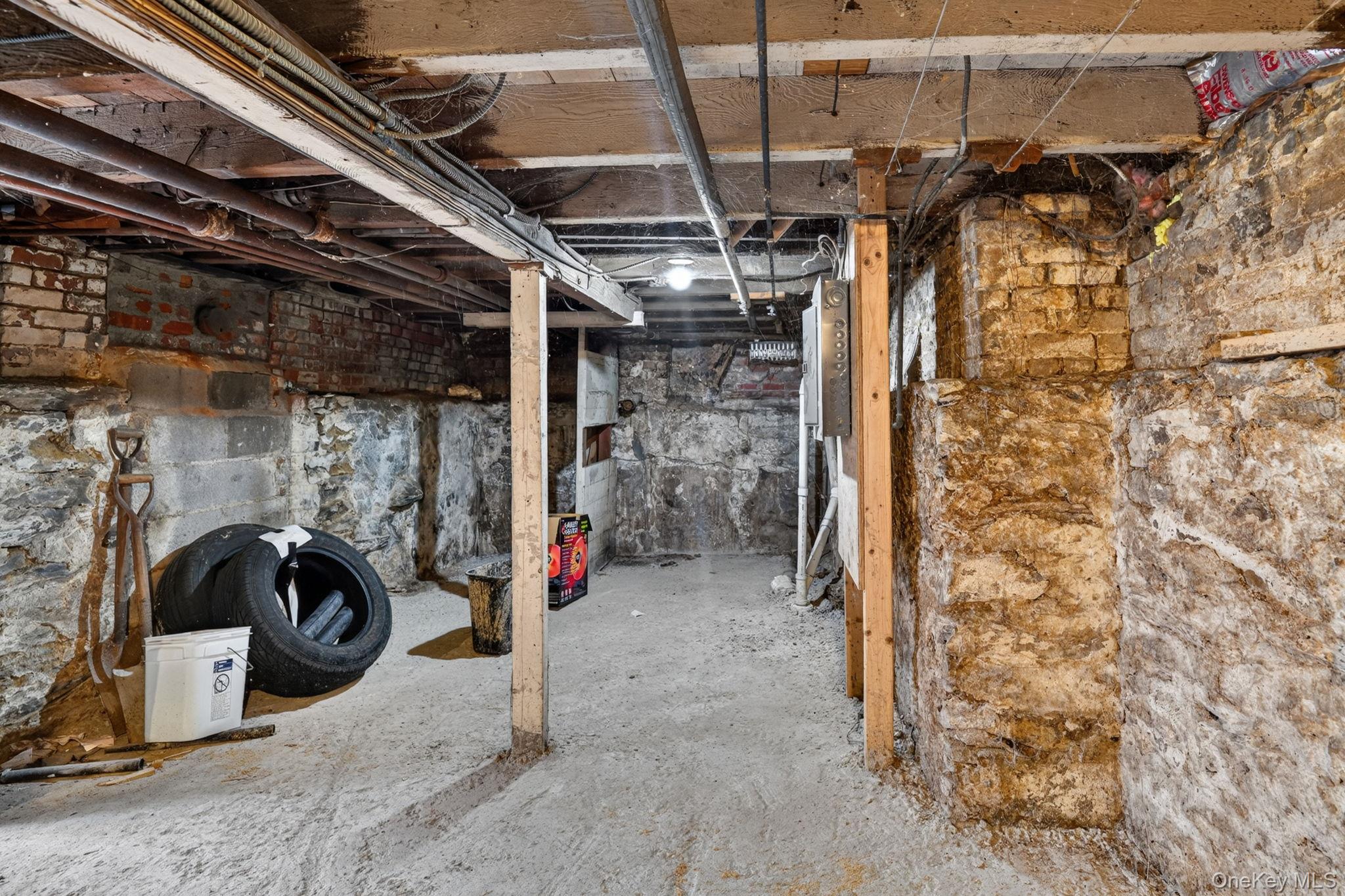 11 S White Street Property Photo 25