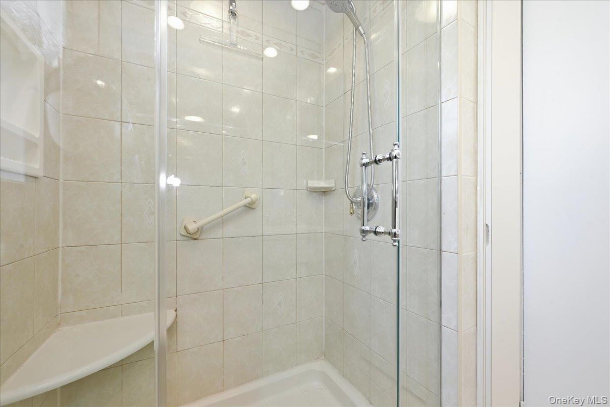 303 Caroline Avenue Property Photo 17