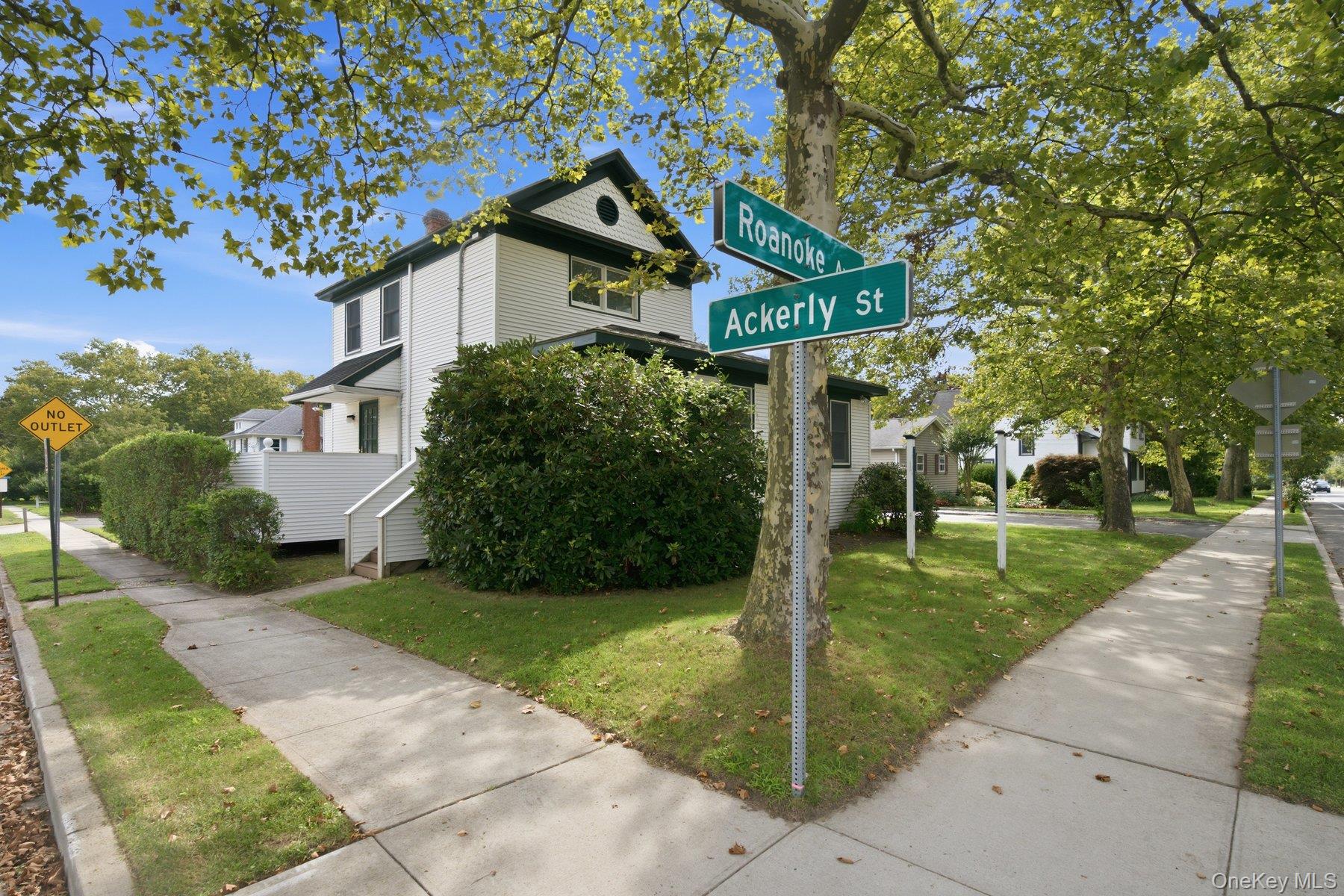 1228 Roanoke Avenue Property Photo 1