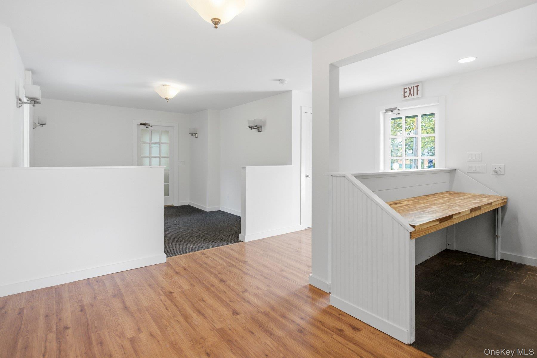 1228 Roanoke Avenue Property Photo 8