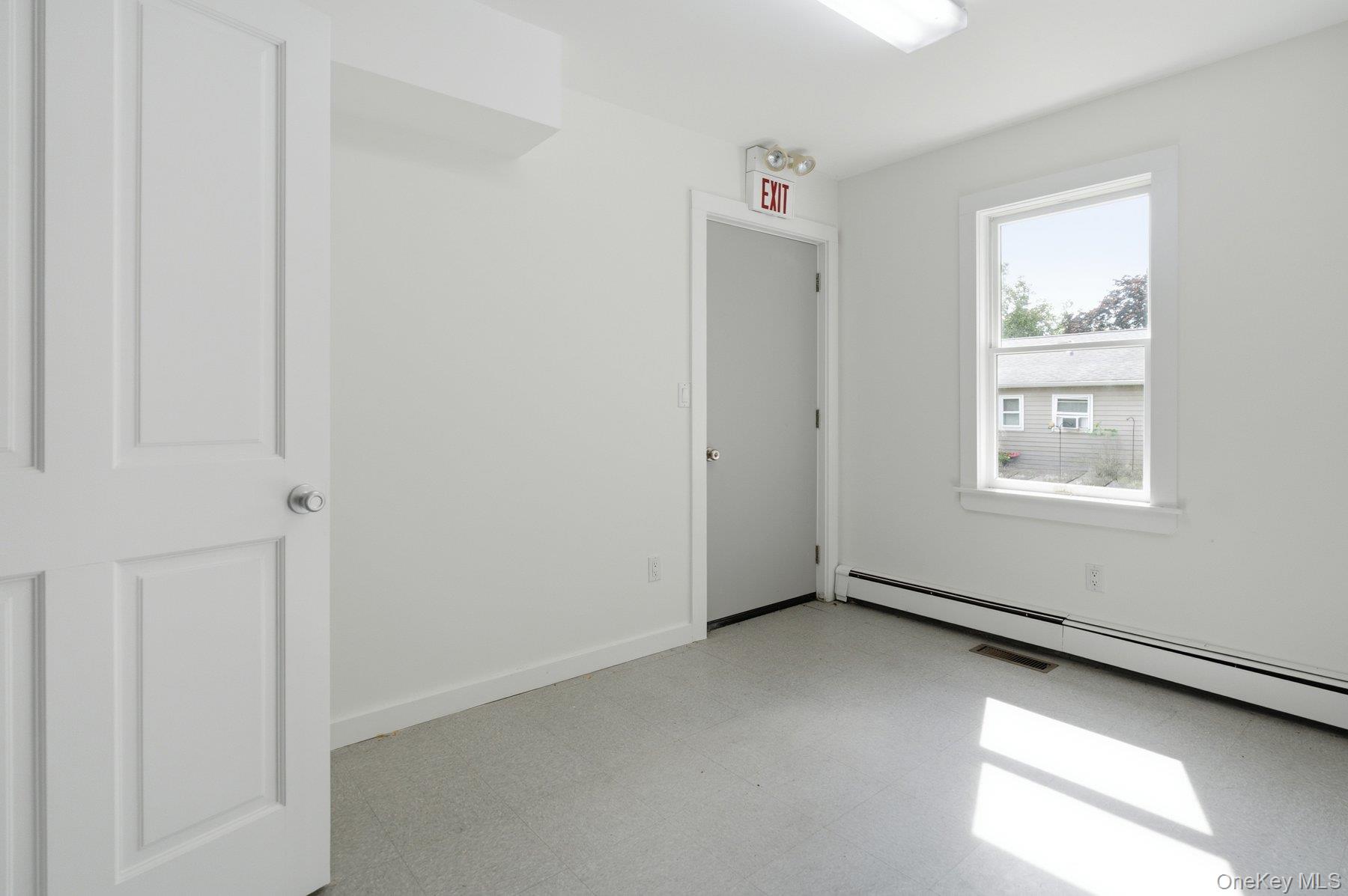 1228 Roanoke Avenue Property Photo 14