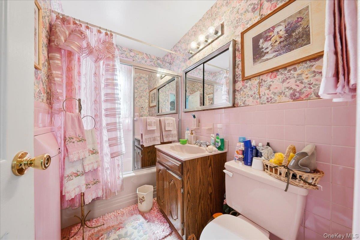 4027 Grace Avenue Property Photo 9