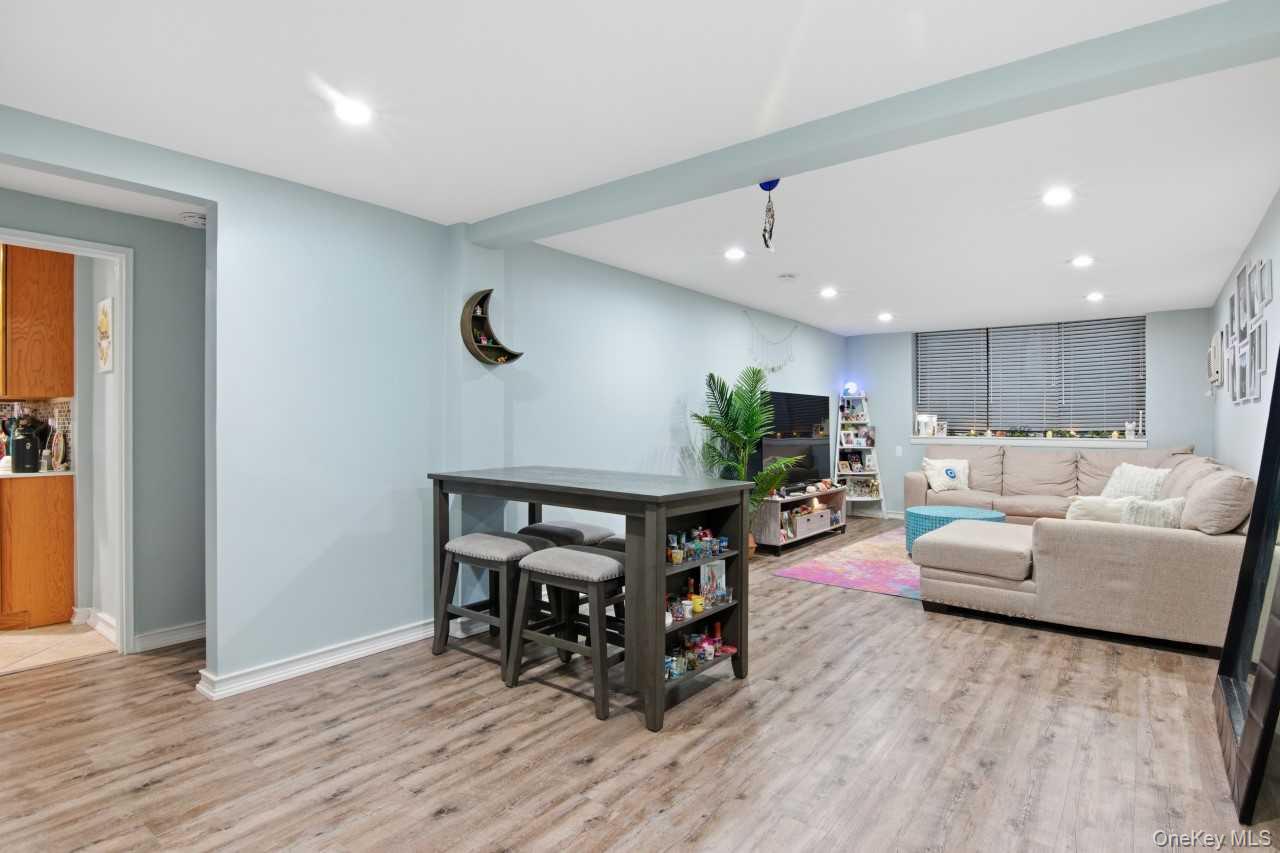 52 Brompton Road 52 Property Photo 3