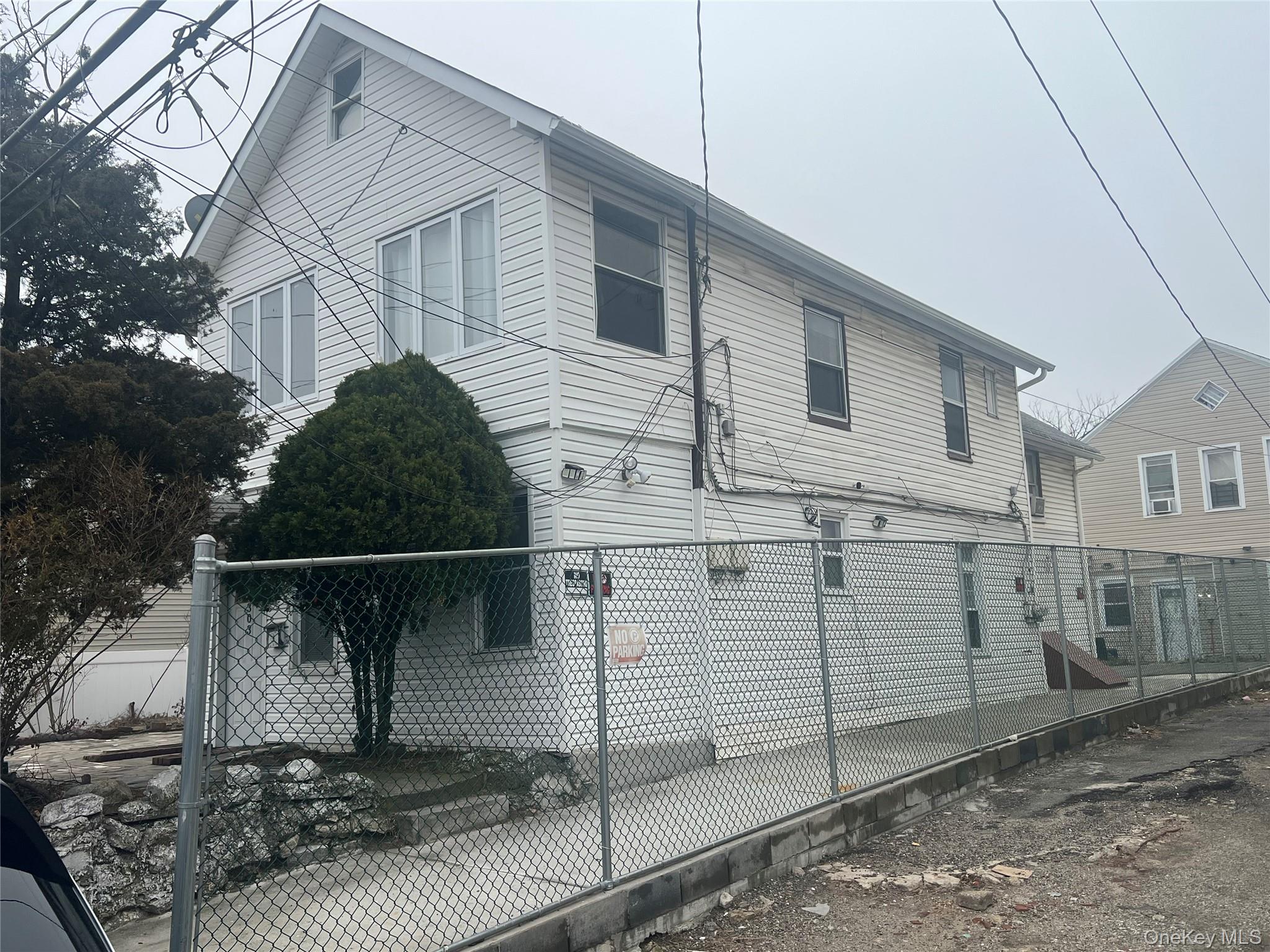 303 Beach 84th Street Property Photo 4