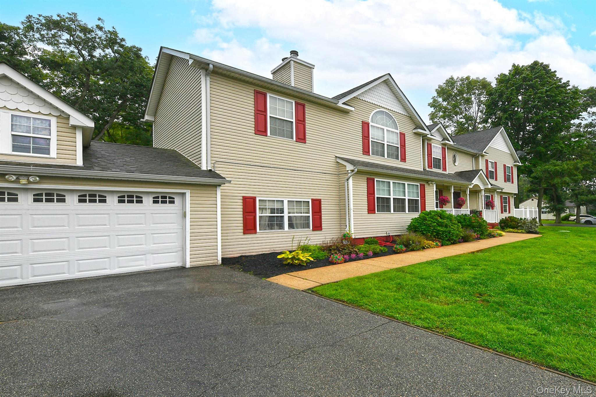 303 Westchester Avenue Property Photo 2