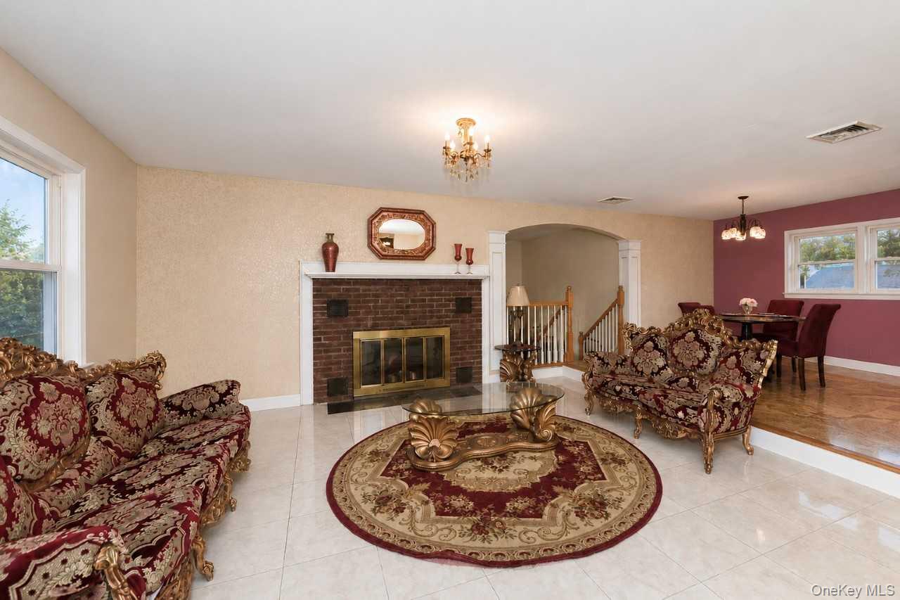 303 Westchester Avenue Property Photo 5