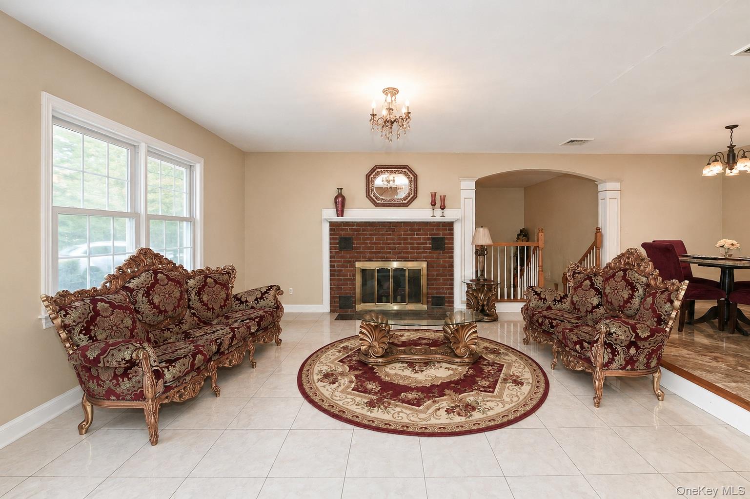 303 Westchester Avenue Property Photo 6