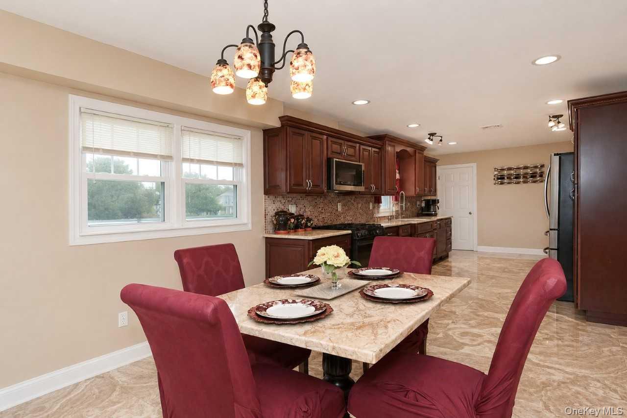 303 Westchester Avenue Property Photo 14