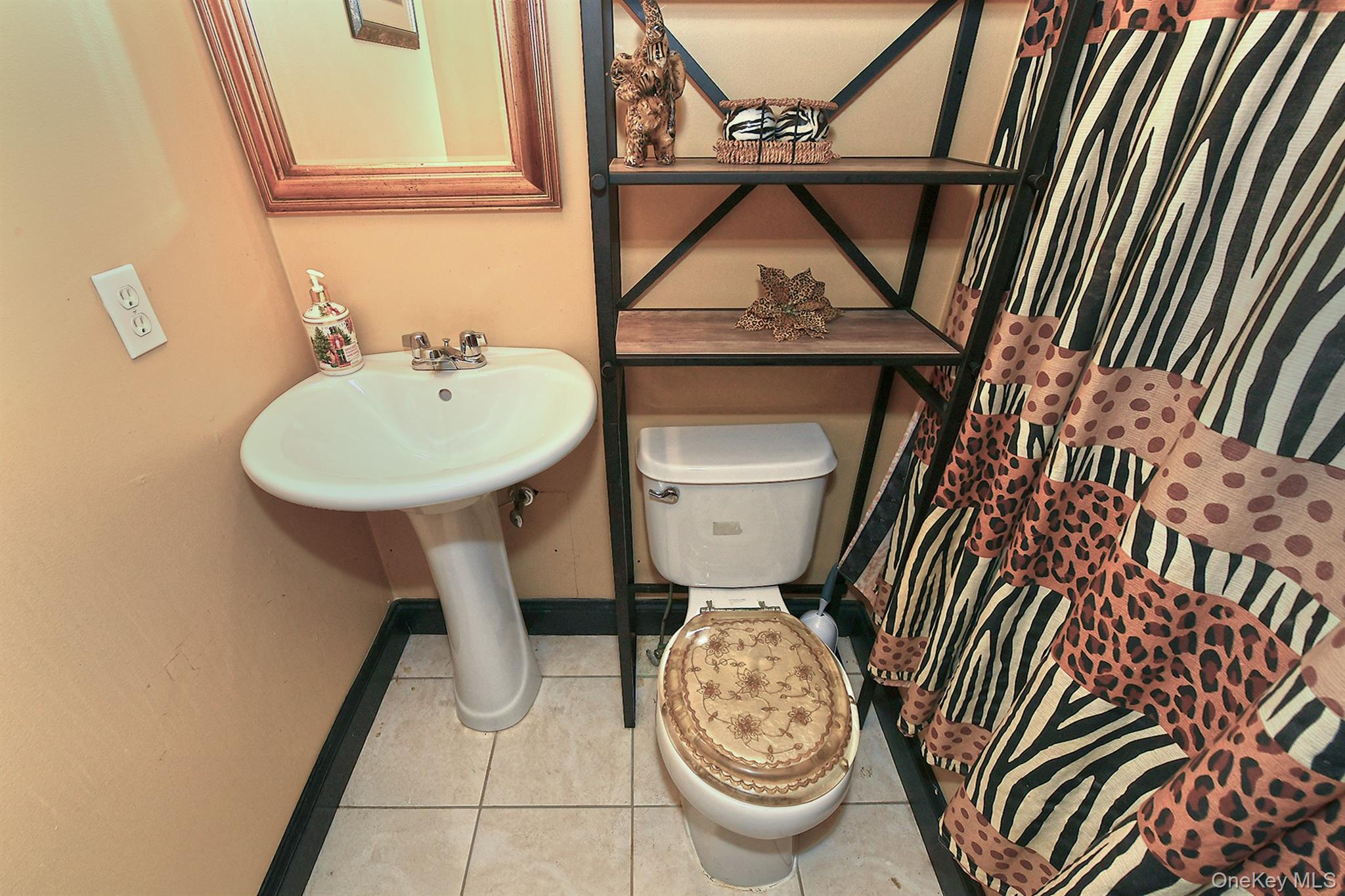 303 Westchester Avenue Property Photo 19