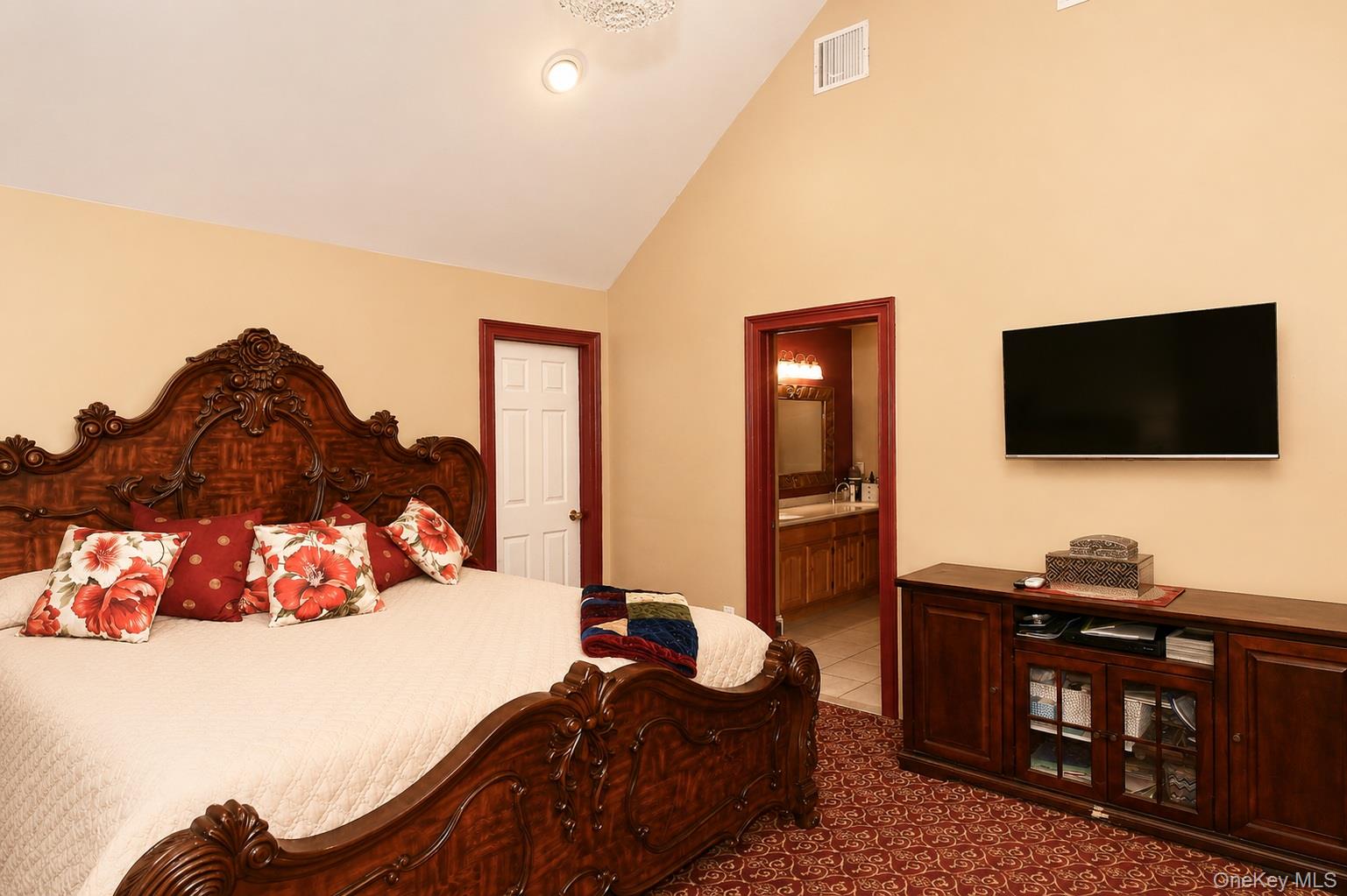 303 Westchester Avenue Property Photo 21