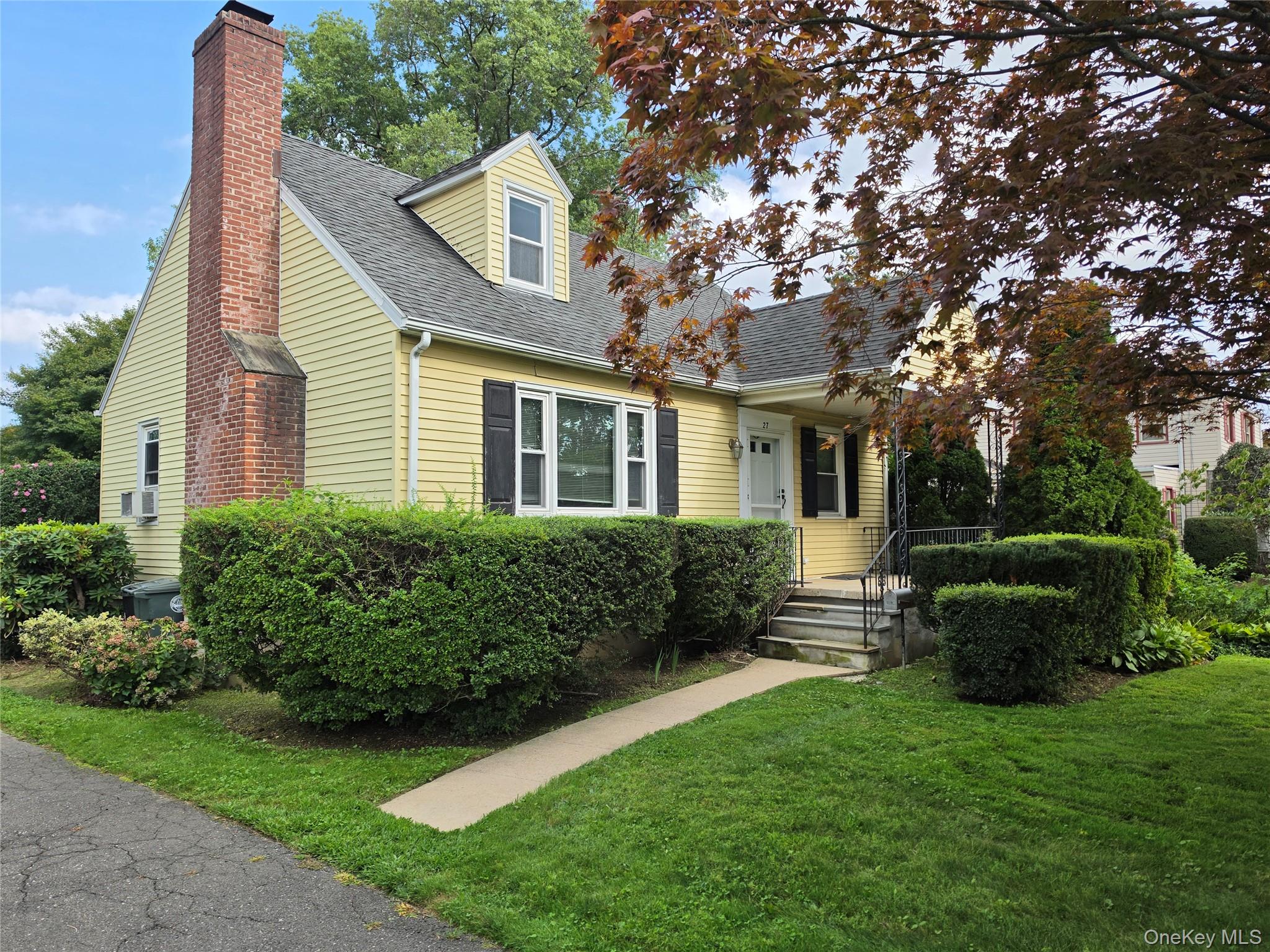 27 Haines Boulevard Property Photo 1