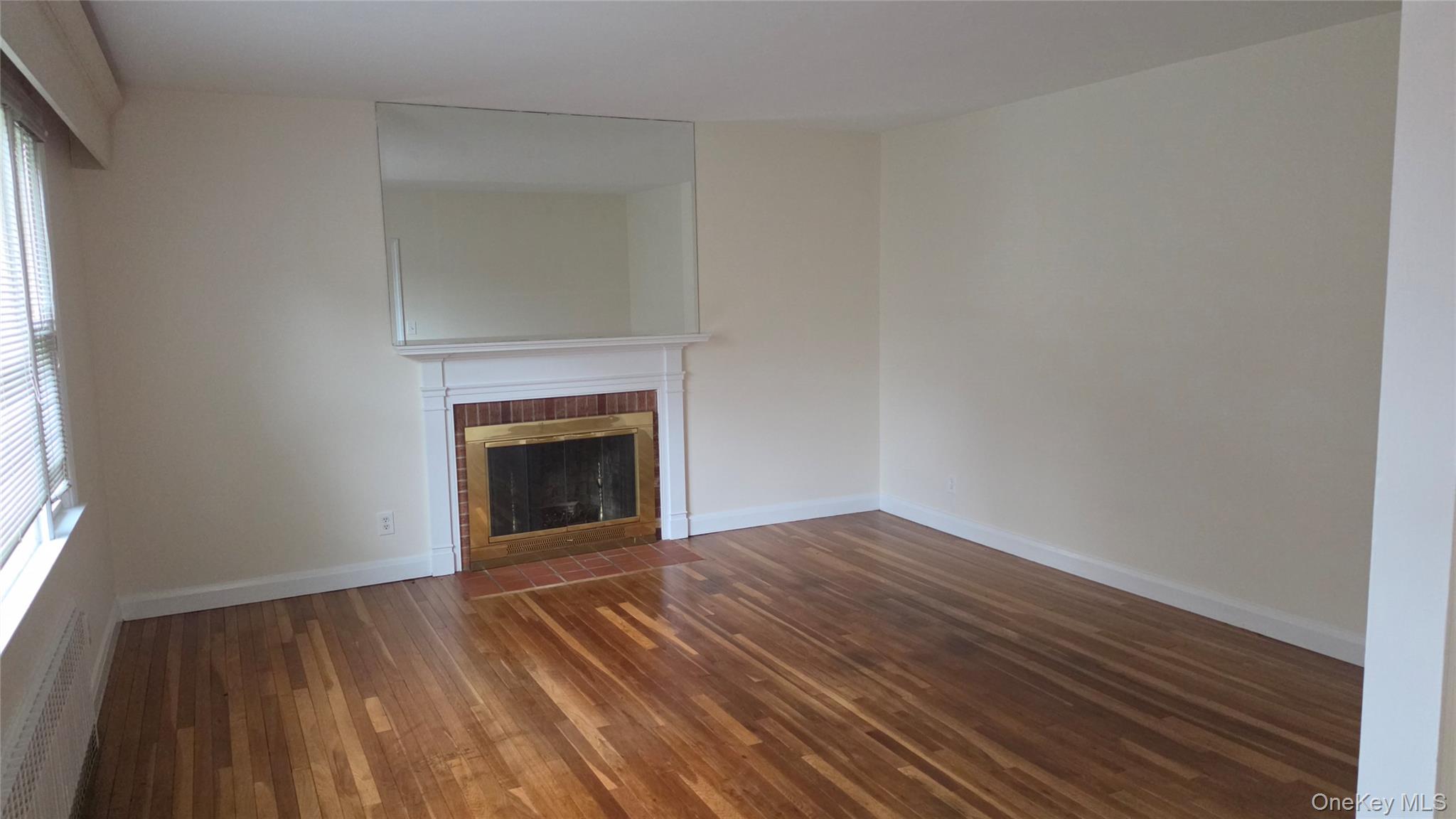 27 Haines Boulevard Property Photo 9