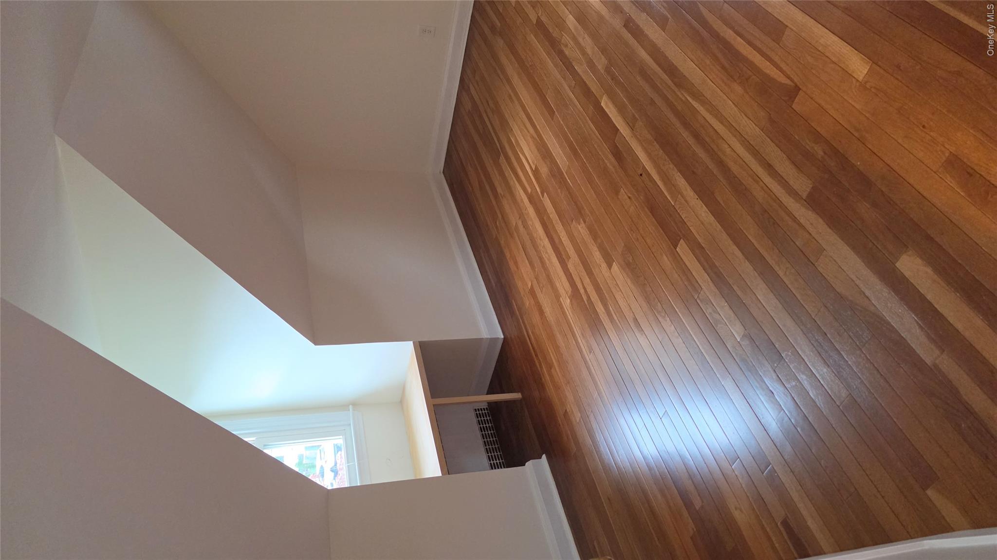 27 Haines Boulevard Property Photo 13
