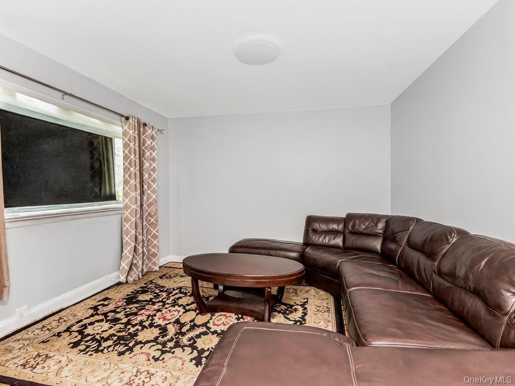 25612 147th Avenue Property Photo 5