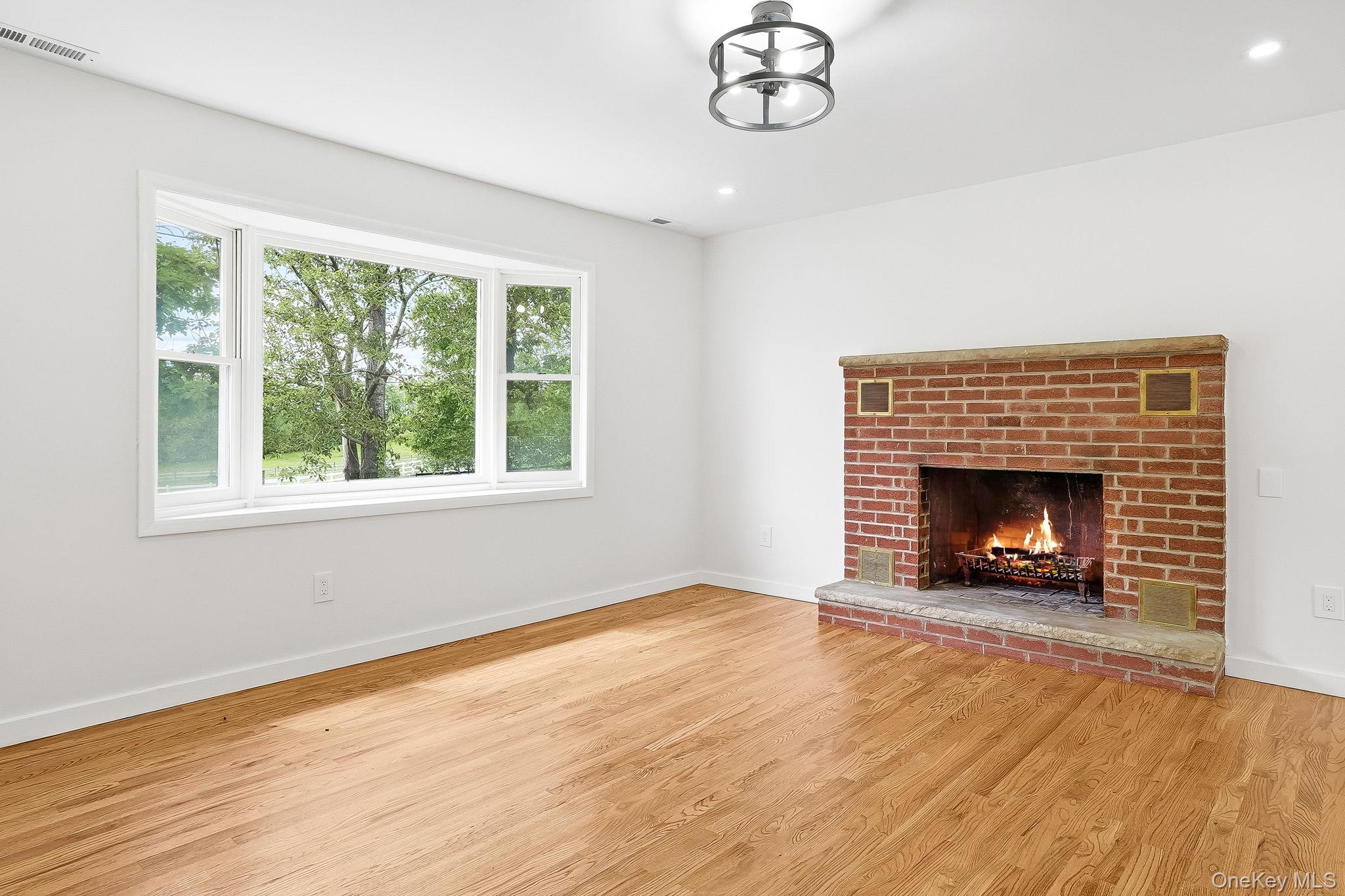 62 S Parliman Road Property Photo 3