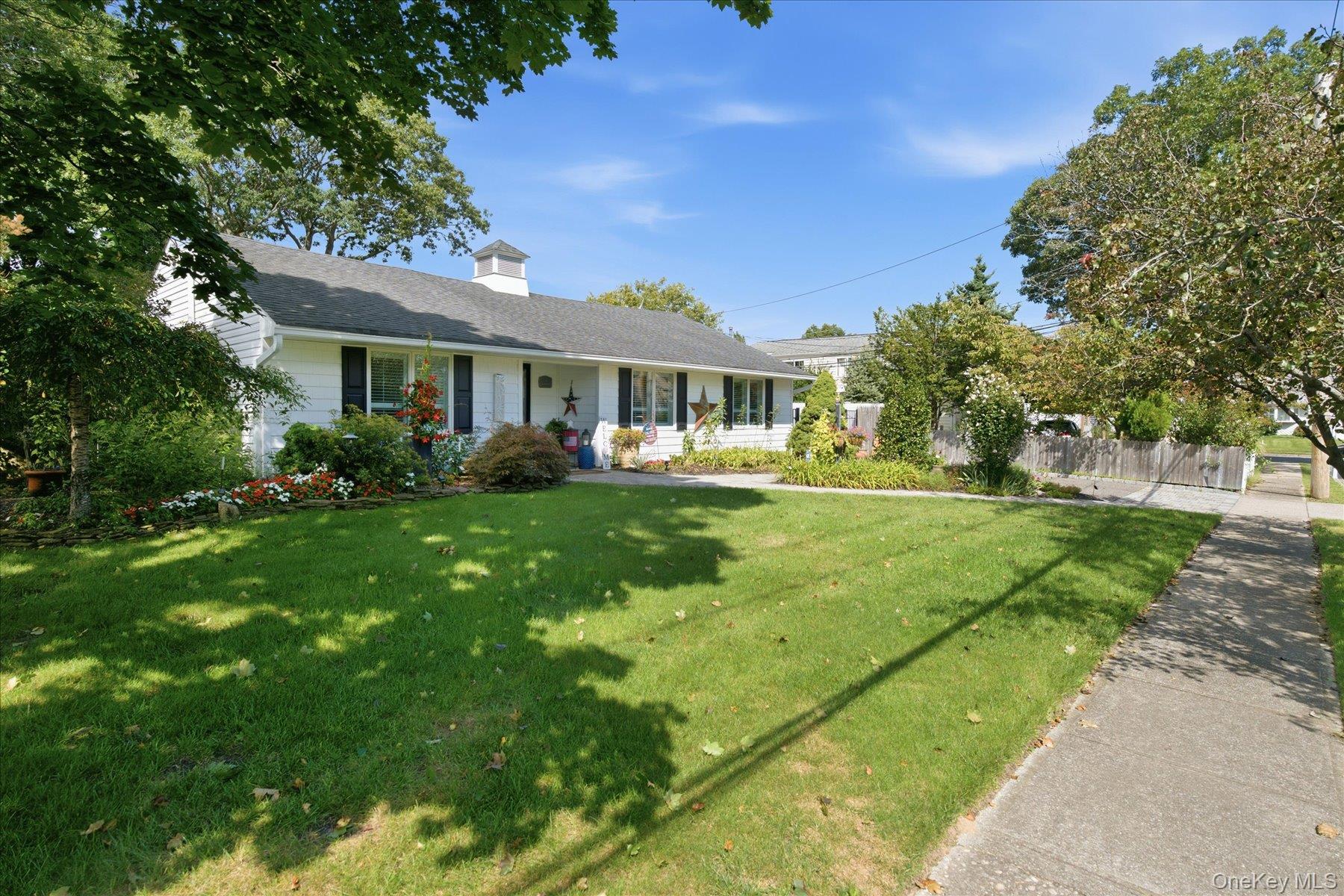 4 Fairlane Drive Property Photo 3