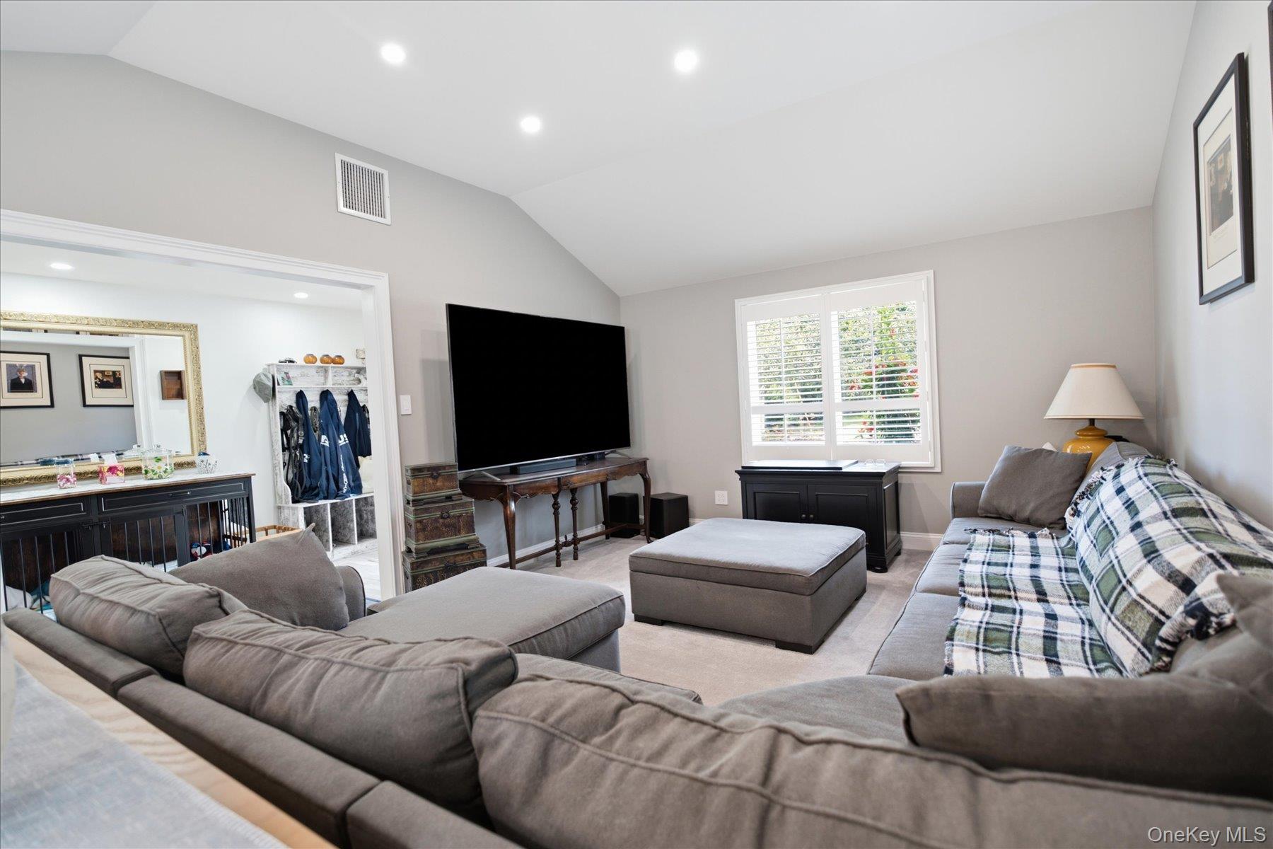 4 Fairlane Drive Property Photo 9