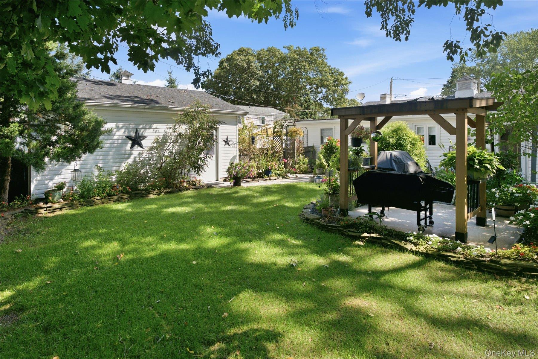 4 Fairlane Drive Property Photo 43