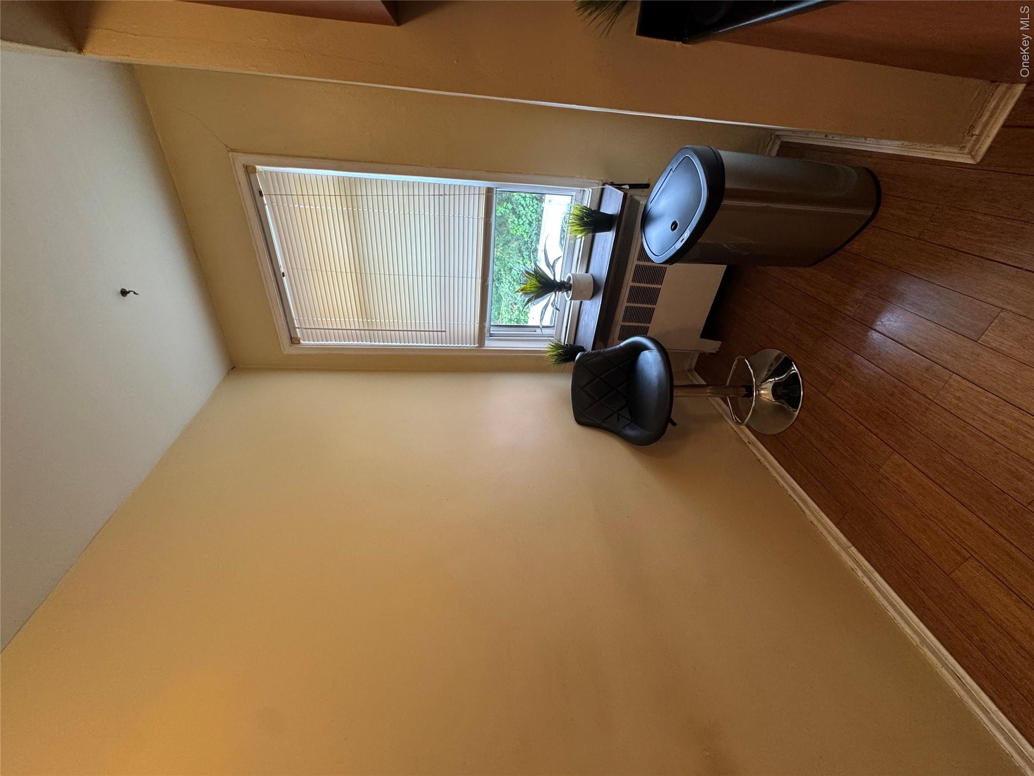 145 Smith D21 Property Photo 6