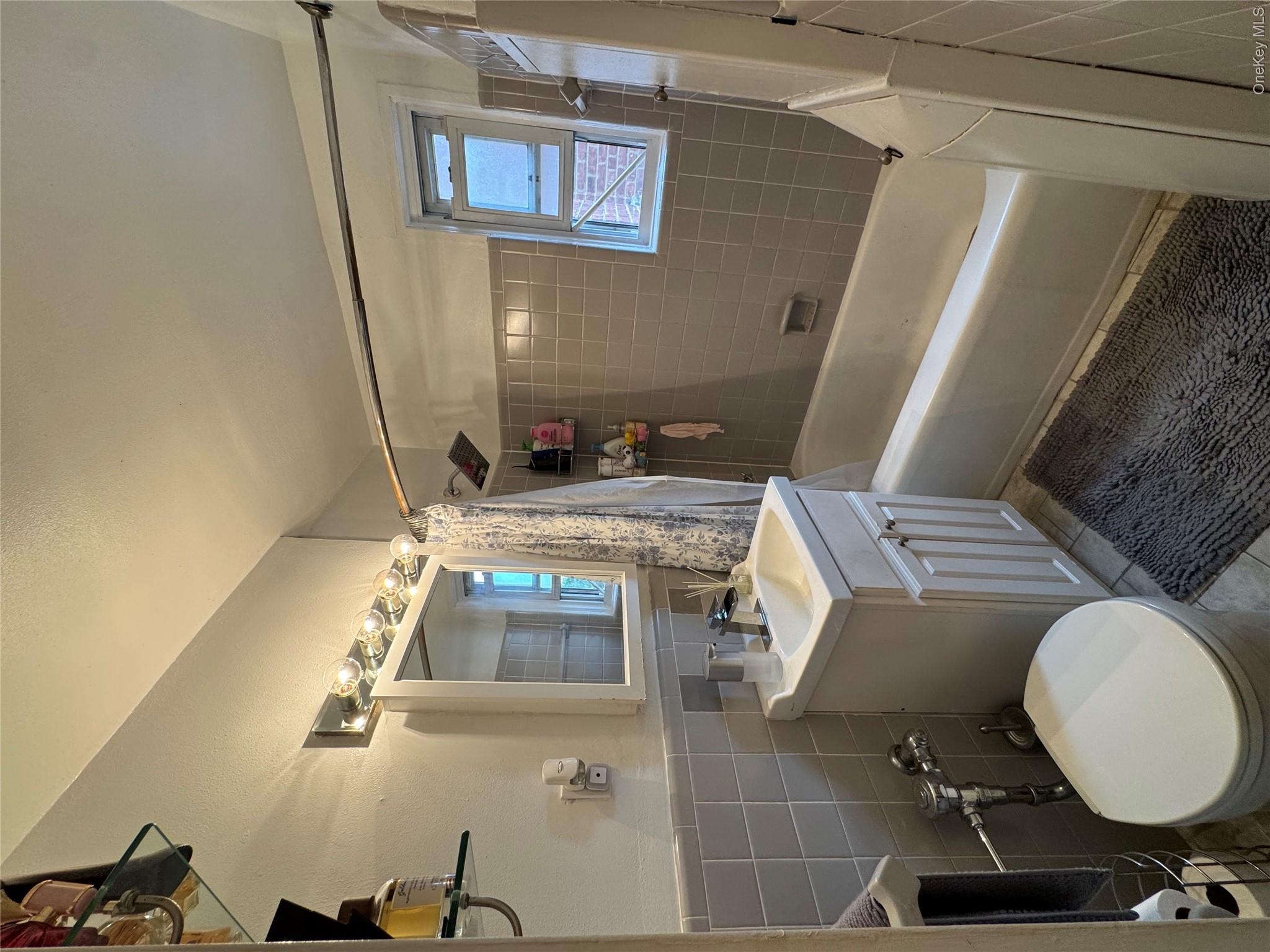 145 Smith D21 Property Photo 14