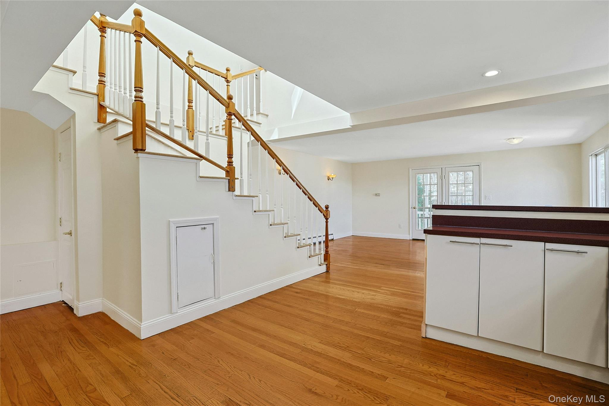 188 Main Street Property Photo 6
