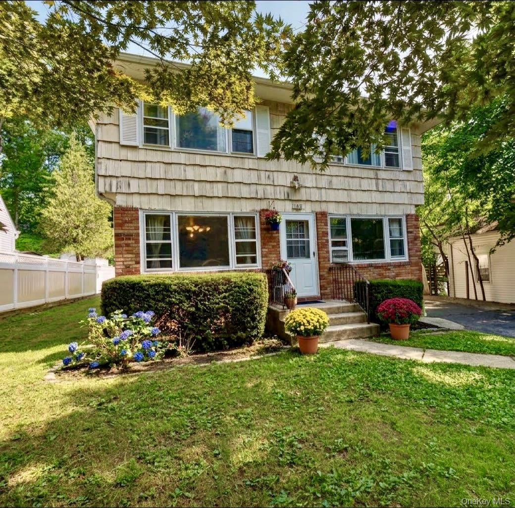 146 Carley Avenue Property Photo 1