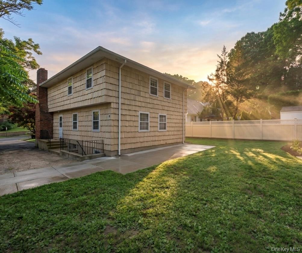 146 Carley Avenue Property Photo 3