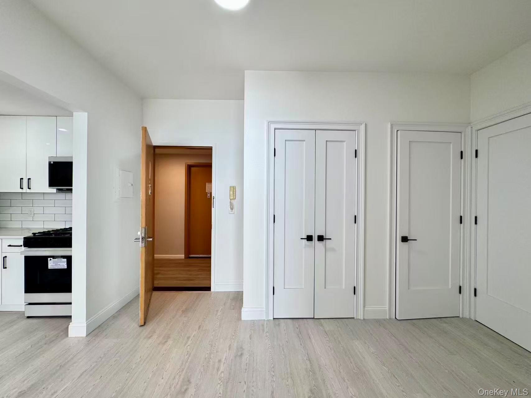 1434 110th Street 5e Property Photo 13