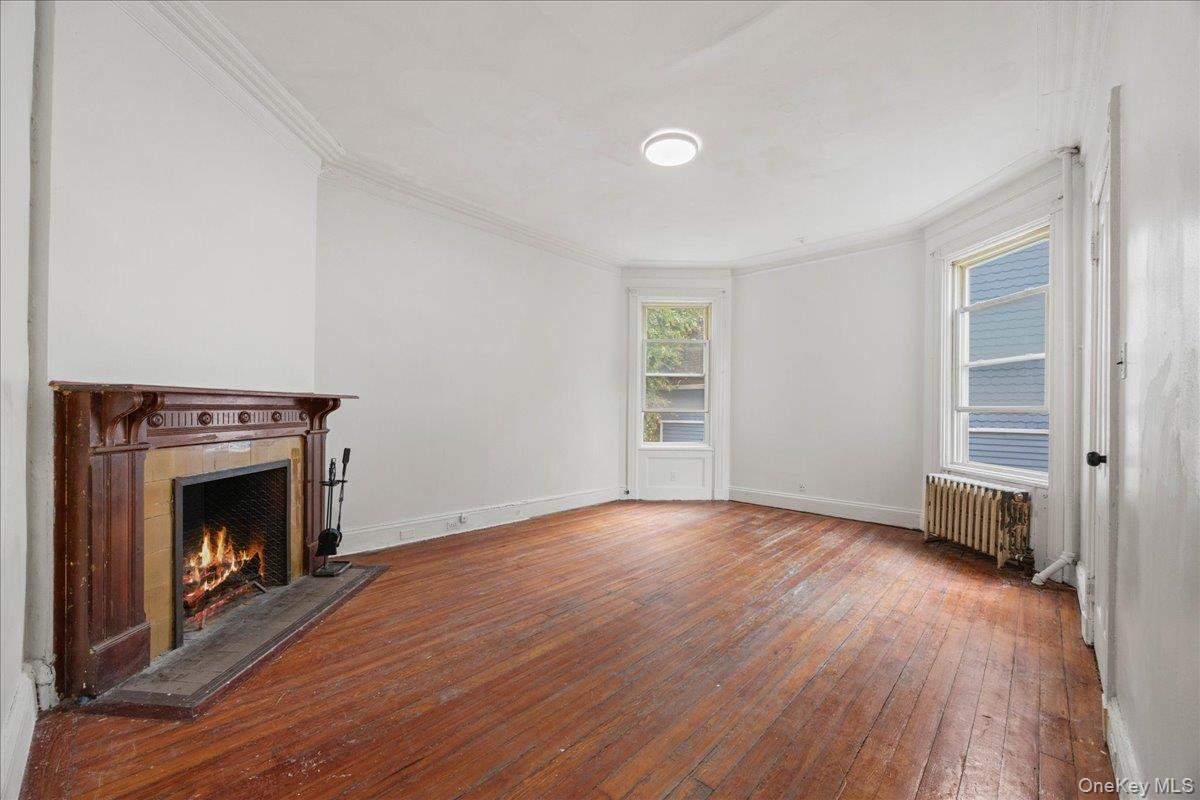 512 Warburton Avenue Property Photo 23