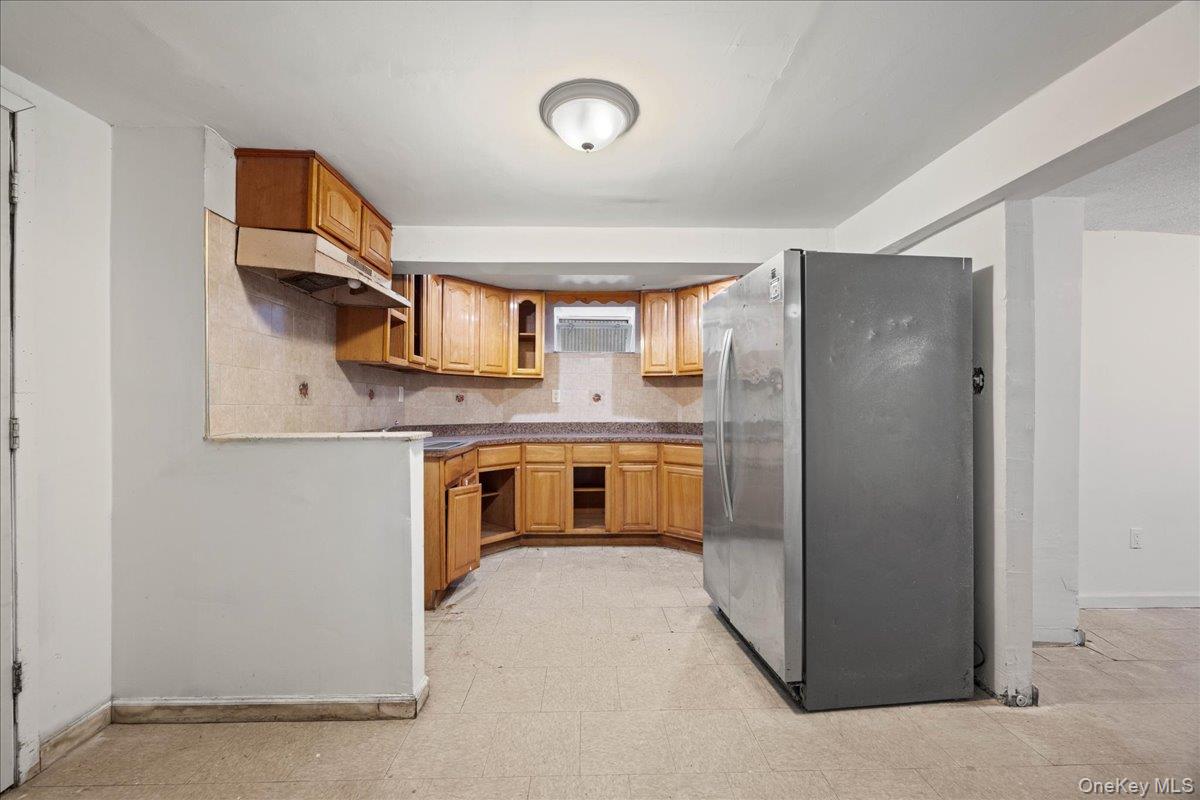 512 Warburton Avenue Property Photo 35