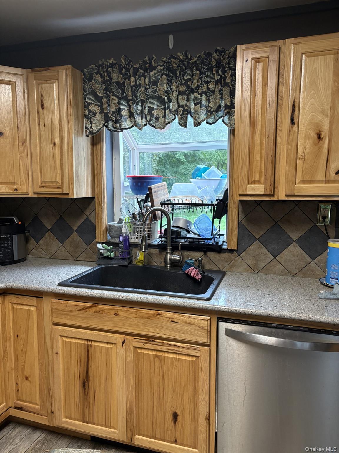 13 Cedar Lane Property Photo 2