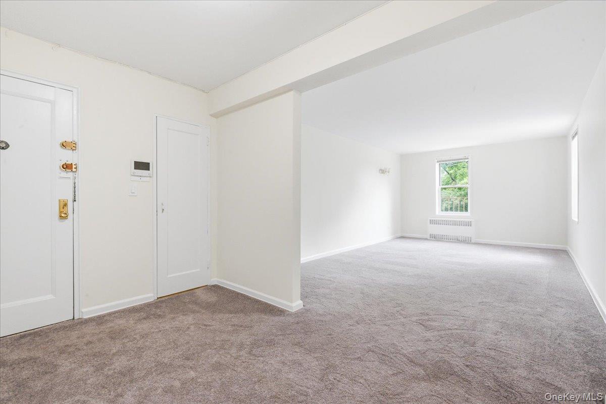 82-40 Austin Street 6b Property Photo 6