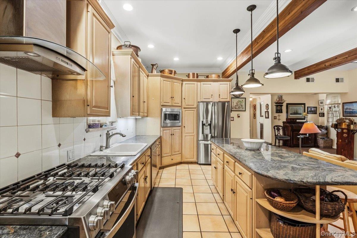 16 Stuart Avenue Property Photo 12