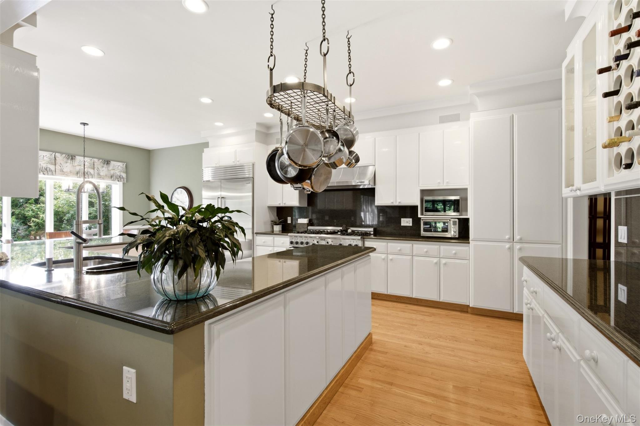 6 Target Rock Drive Property Photo 9