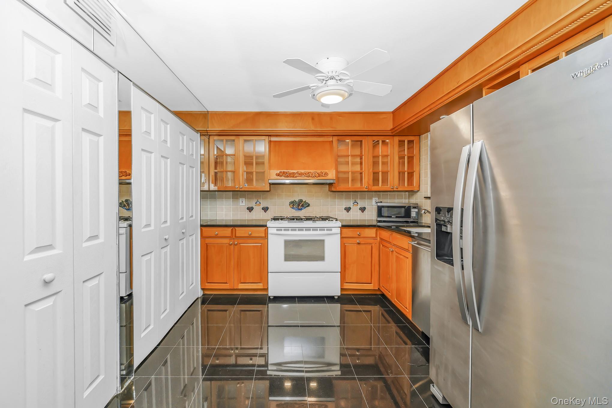 161 Feller Drive Property Photo 6