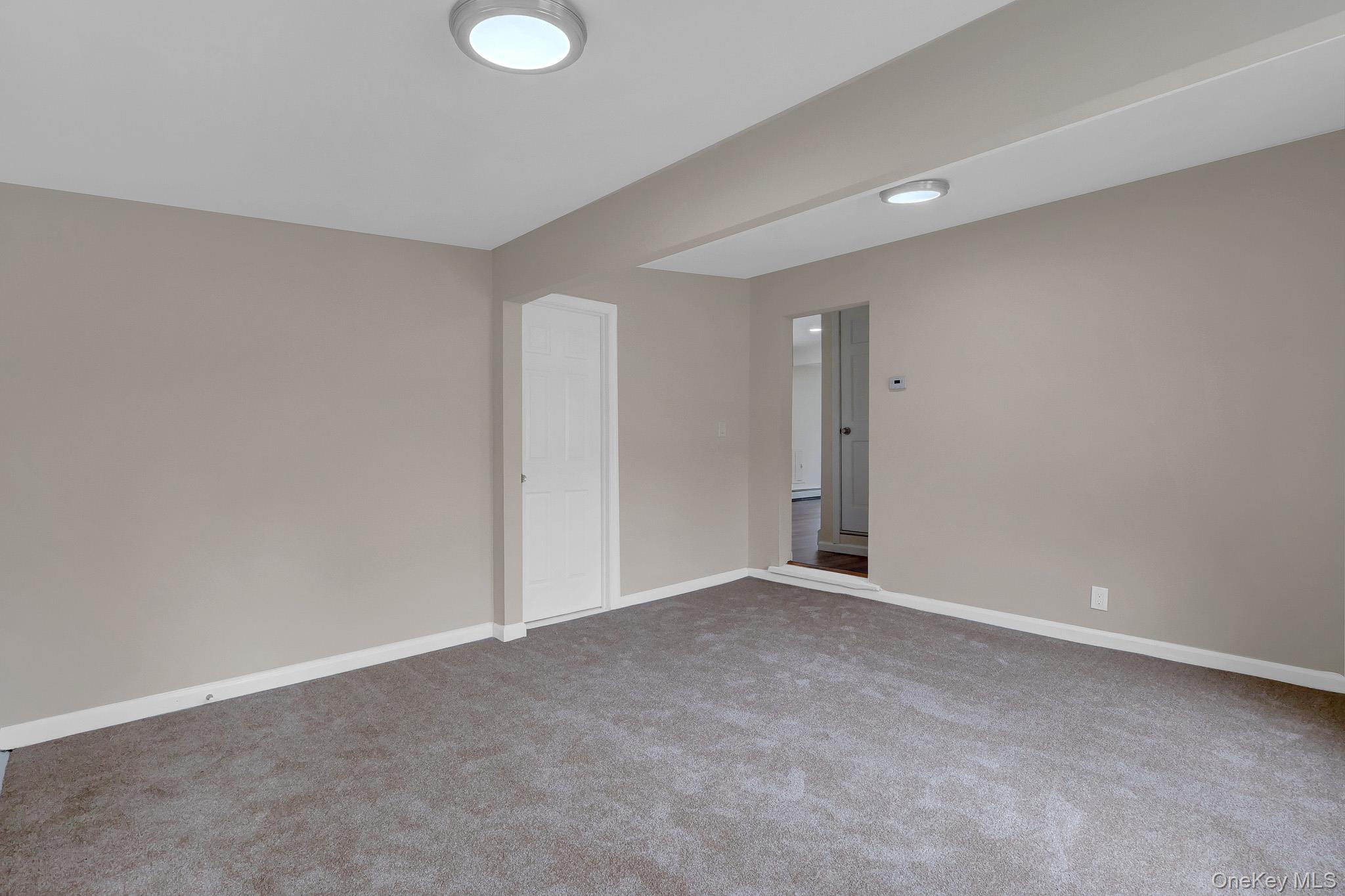 386 Tallwood Drive Property Photo 14